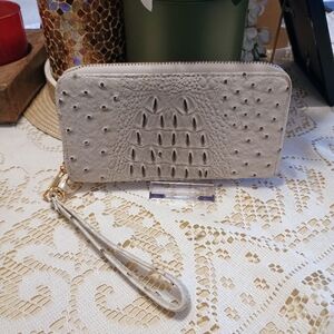 Light Grey Long Zippered Wristlet Embossed Clutch - EUC